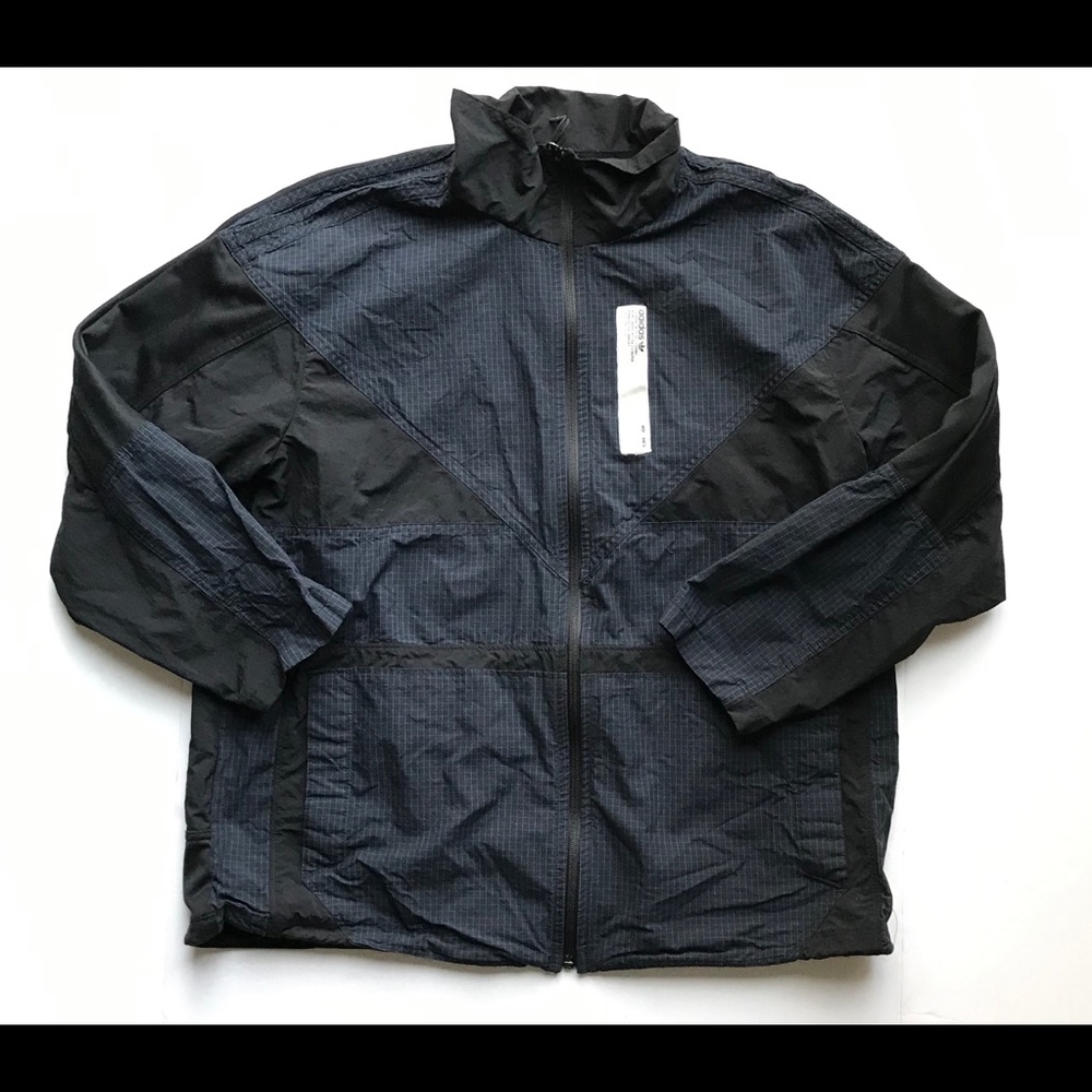 Adidas track jacket windbreaker size large